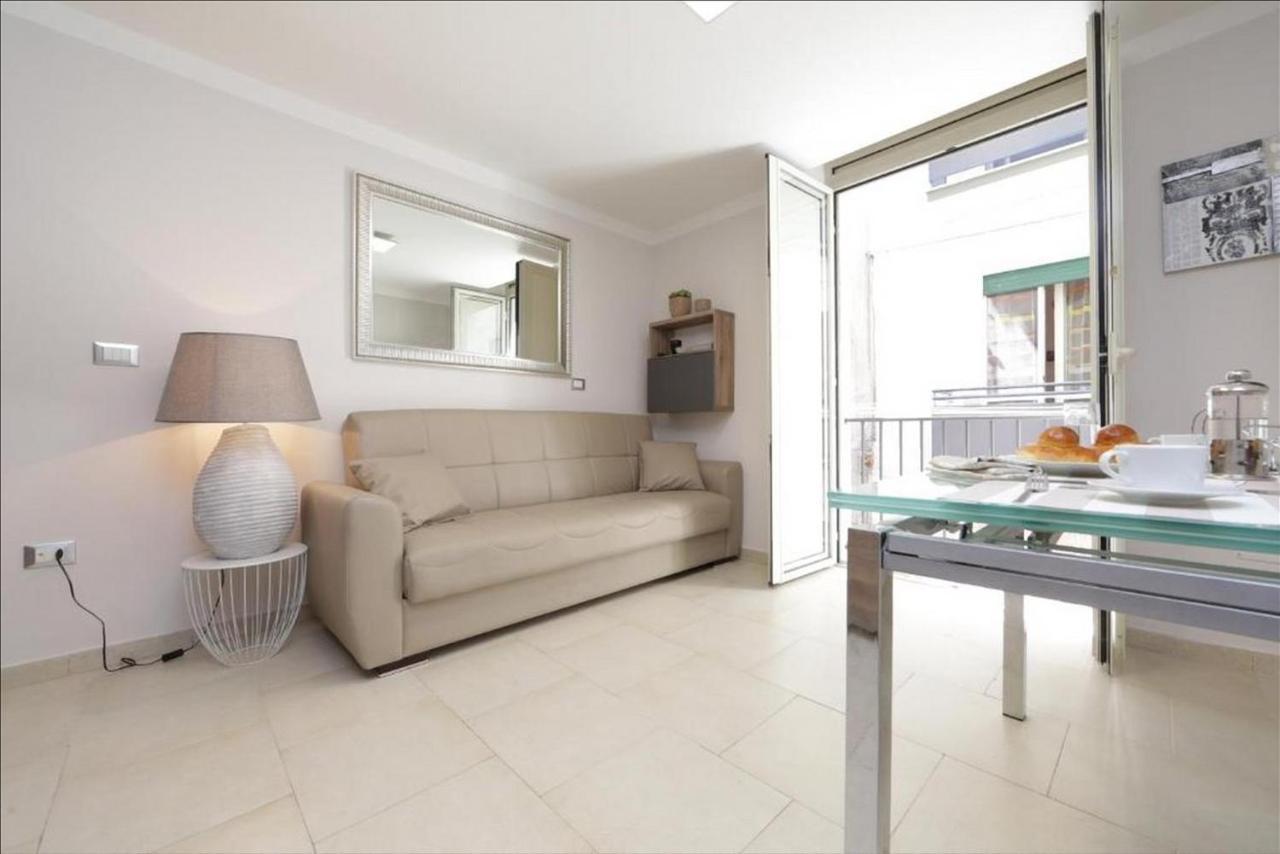 Plebiscito Home Napoli Exterior foto